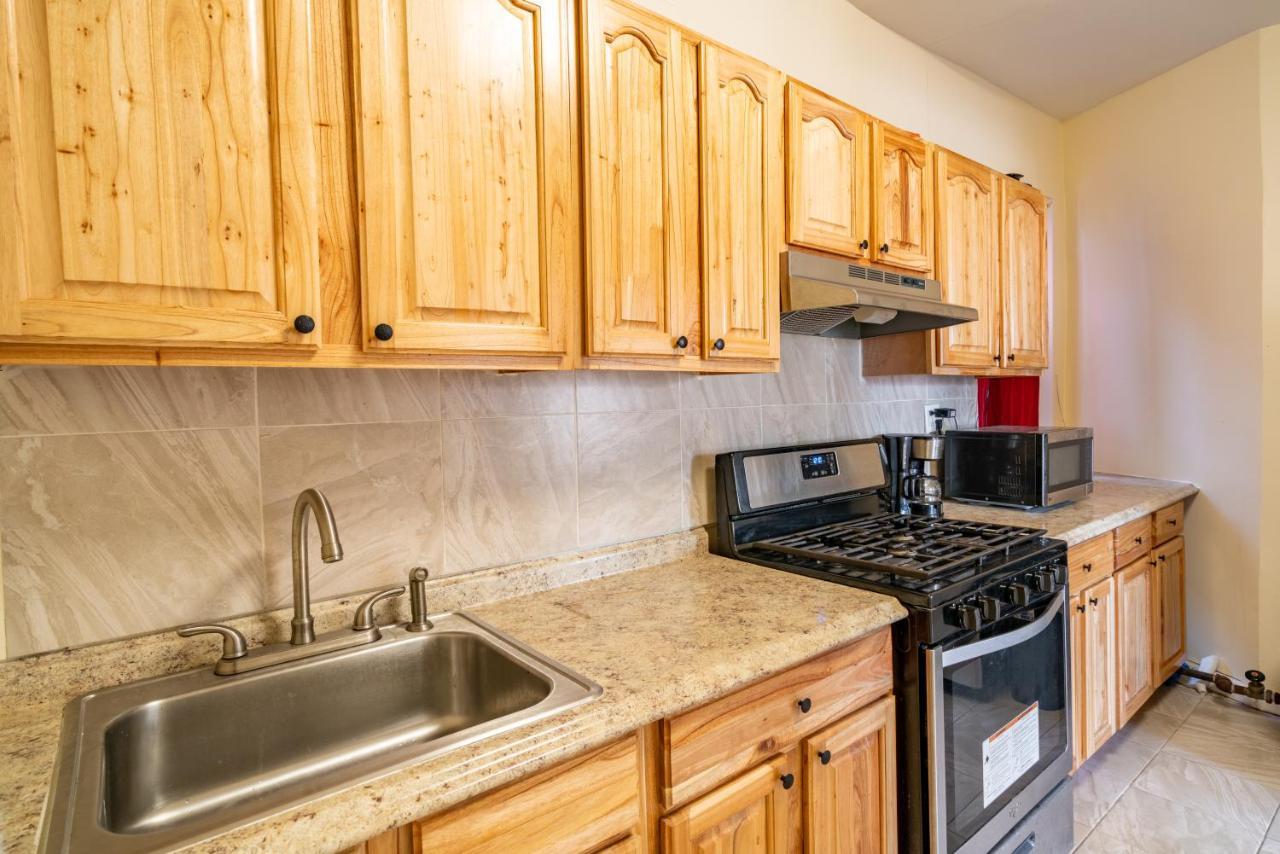 Empire Blvd Guest House Ню Йорк Екстериор снимка