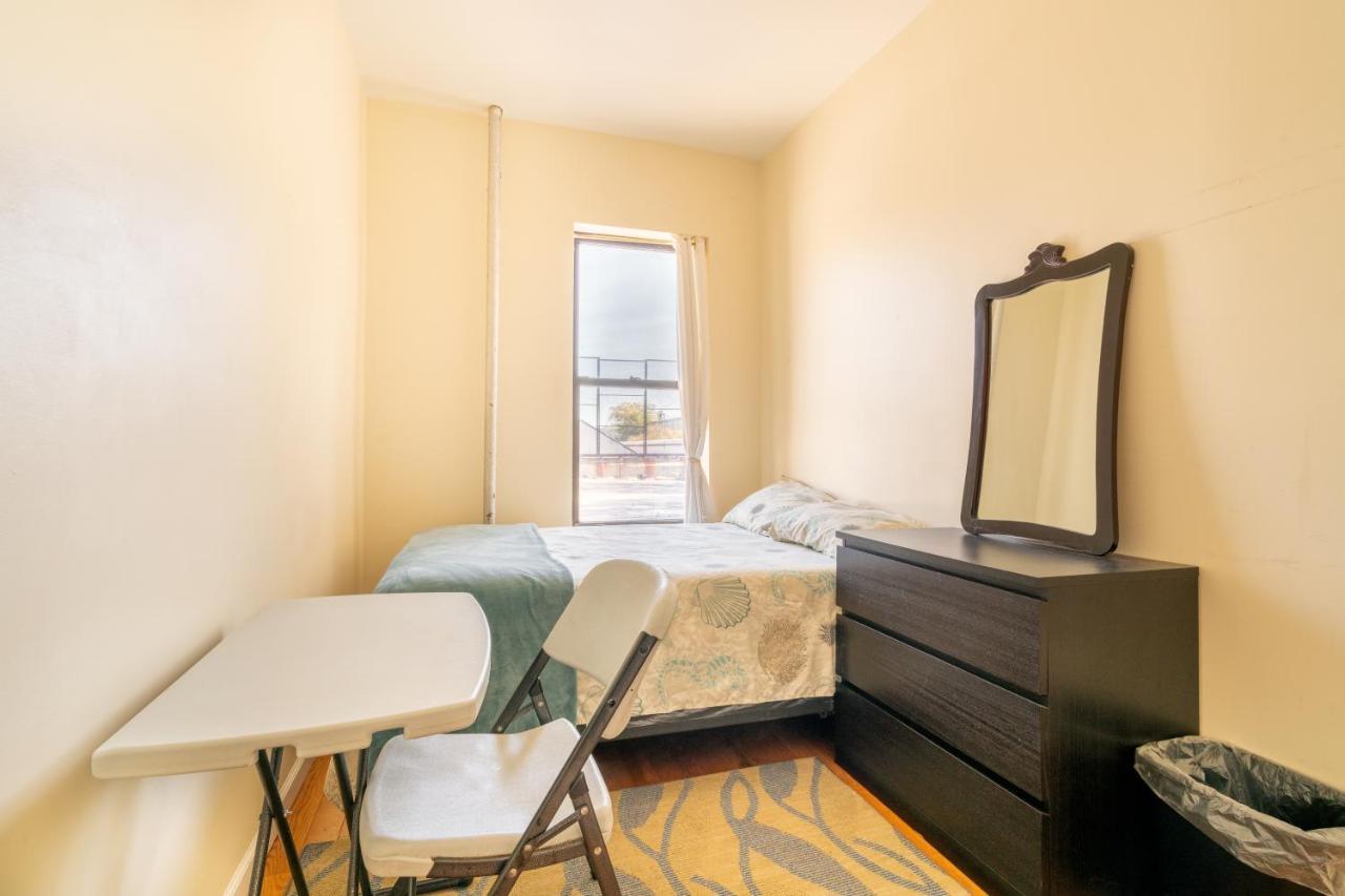 Empire Blvd Guest House Ню Йорк Екстериор снимка