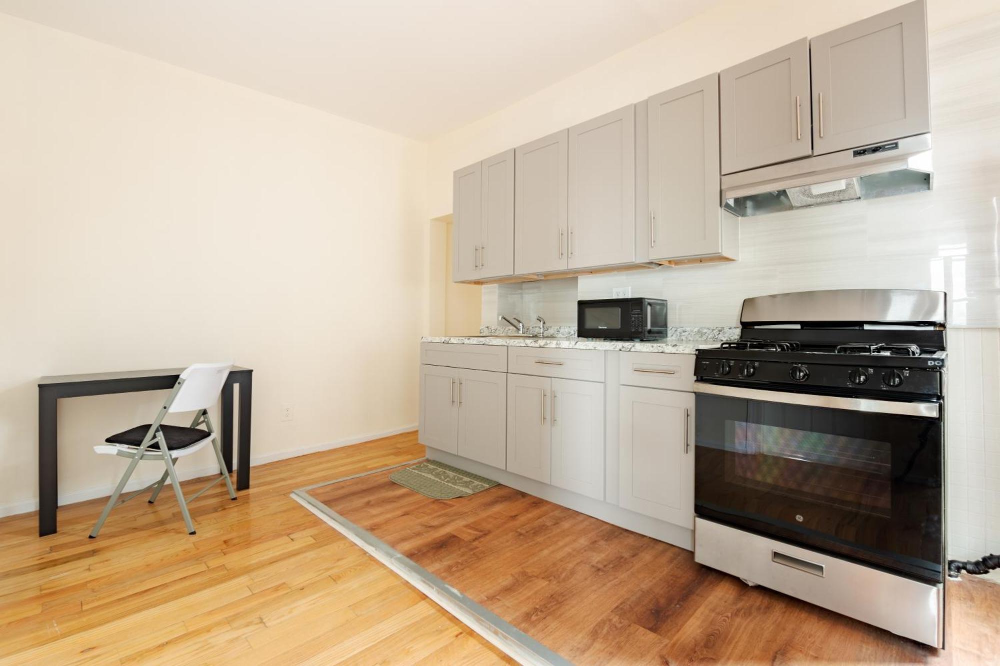 Empire Blvd Guest House Ню Йорк Екстериор снимка
