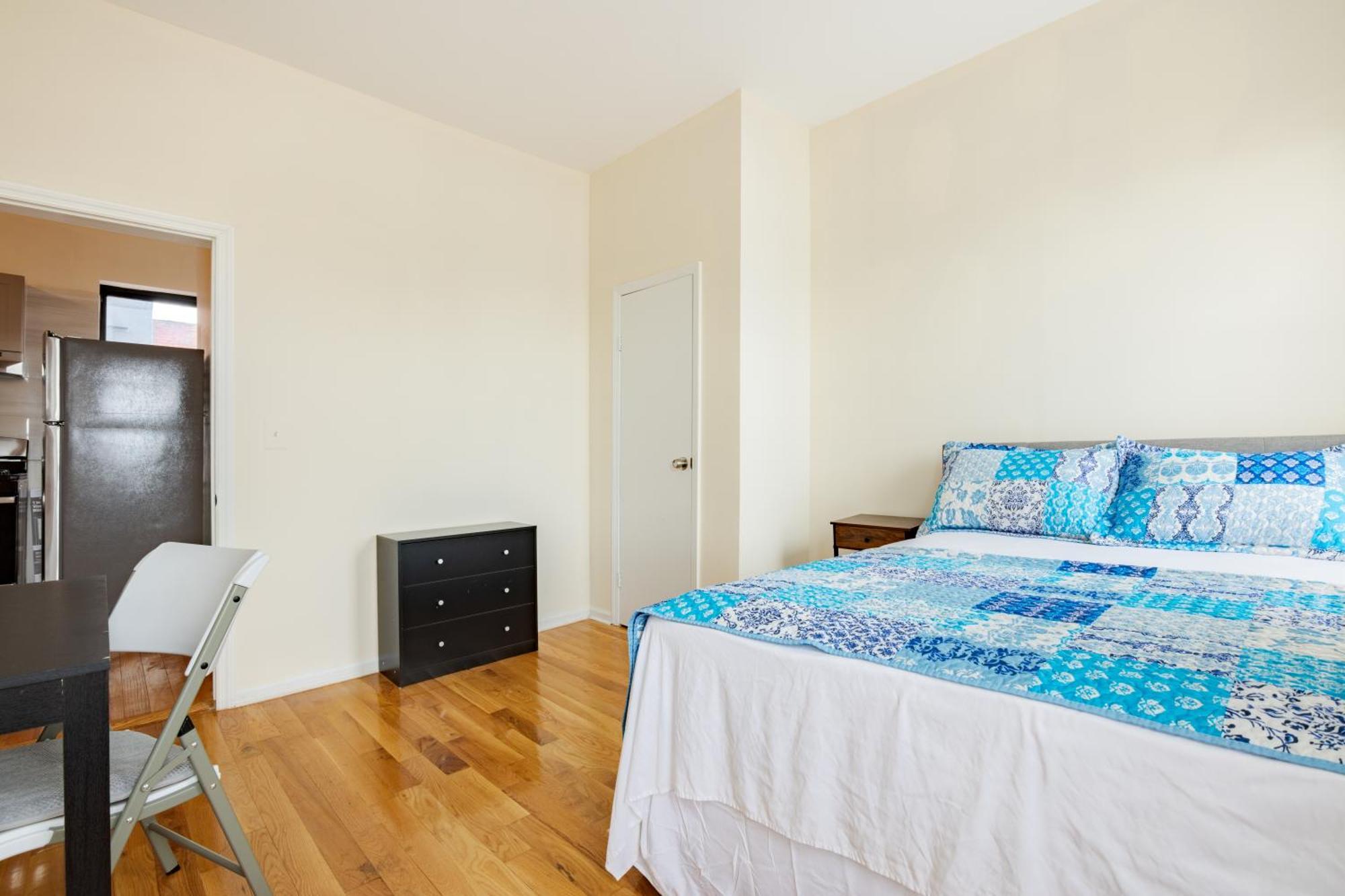 Empire Blvd Guest House Ню Йорк Екстериор снимка